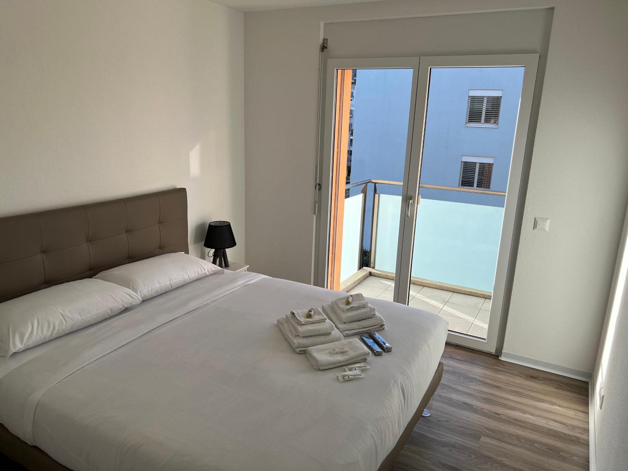 Soleggiato Bilocale Residenziale - Via Pra Dei Vizi Apartment *